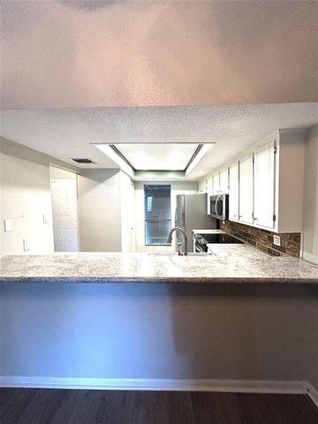 4530 Summerdale St Street, Lake Charles, LA 70605