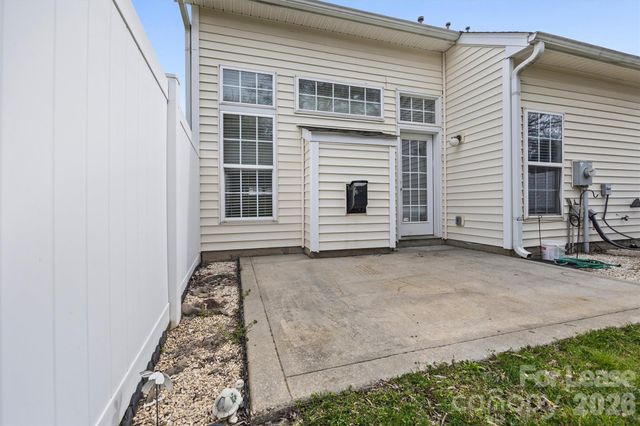 616 Bayou Circle, Clover, SC 29710