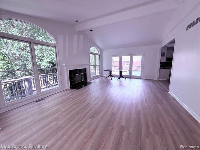 3382 Long Meadow Court, West Bloomfield, MI 48324