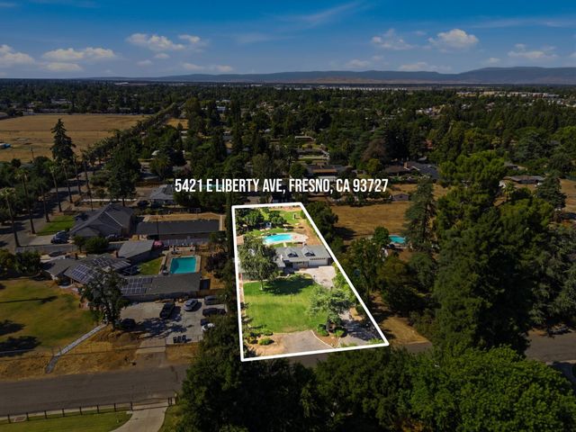 5421 E Liberty Avenue, Fresno, CA 93727