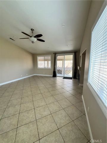 914 Banbury Street, Hemet, CA 92544