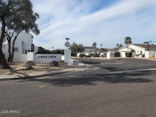 406 W KINGS Avenue, Phoenix, AZ 85023