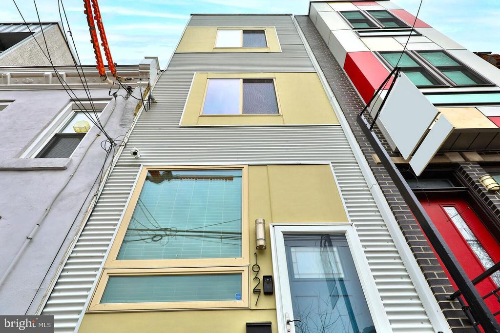 1927 E LETTERLY ST, PHILADELPHIA, PA 19125 — exterior