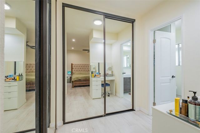4487 Colbath Avenue 106, Sherman Oaks, CA 91423