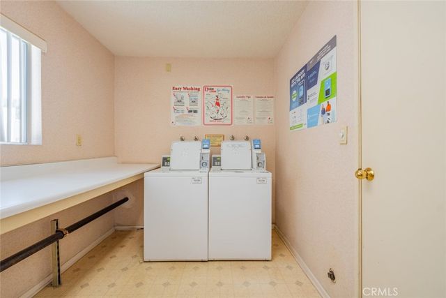 4487 Colbath Avenue 106, Sherman Oaks, CA 91423