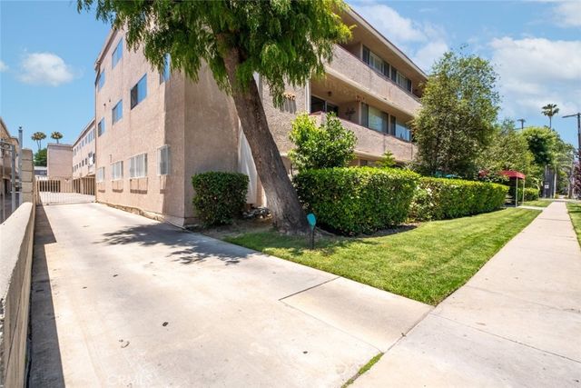 4487 Colbath Avenue 106, Sherman Oaks, CA 91423