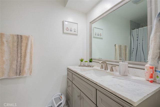 4487 Colbath Avenue 106, Sherman Oaks, CA 91423