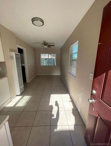 33 Hoover ave, National City, CA 91950