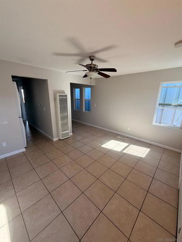 33 Hoover ave, National City, CA 91950