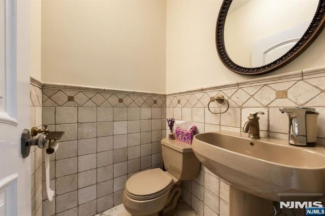 70 Pine Street, Closter, NJ 07624
