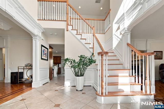 70 Pine Street, Closter, NJ 07624
