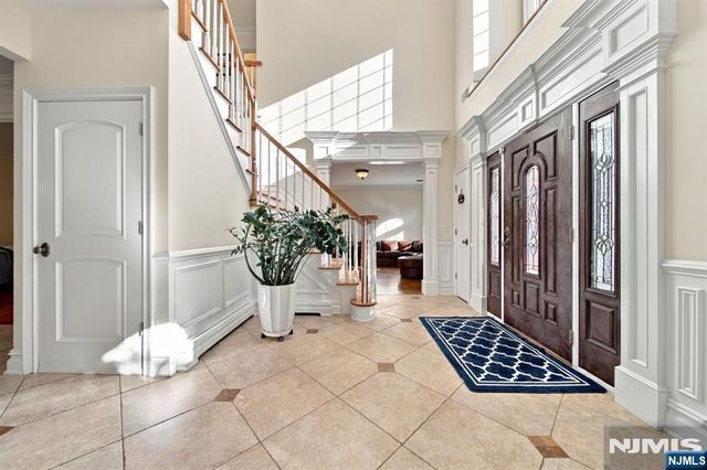 70 Pine Street, Closter, NJ 07624