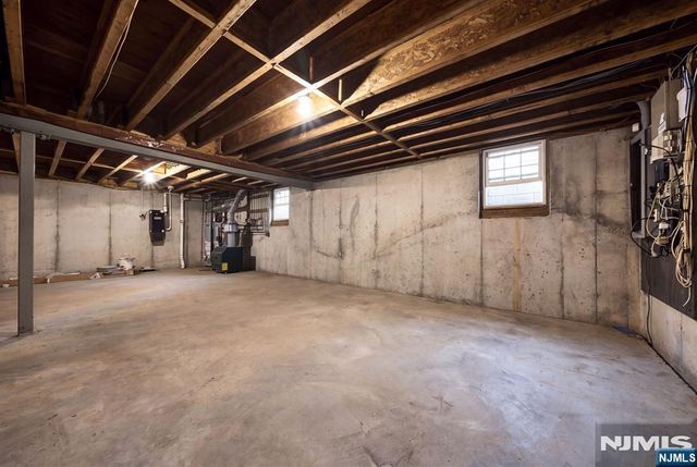 70 Pine Street, Closter, NJ 07624