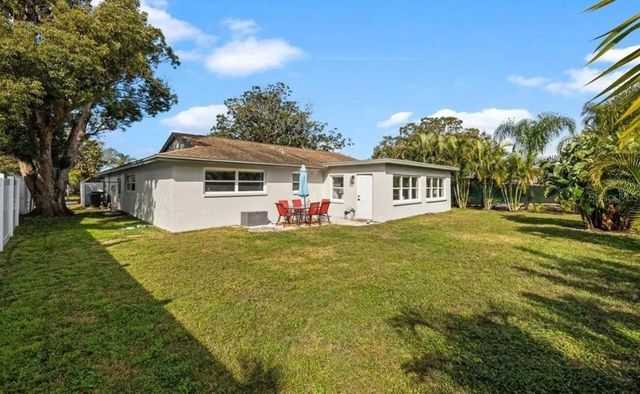 11145 BELLA LOMA DRIVE, Largo, FL 33774