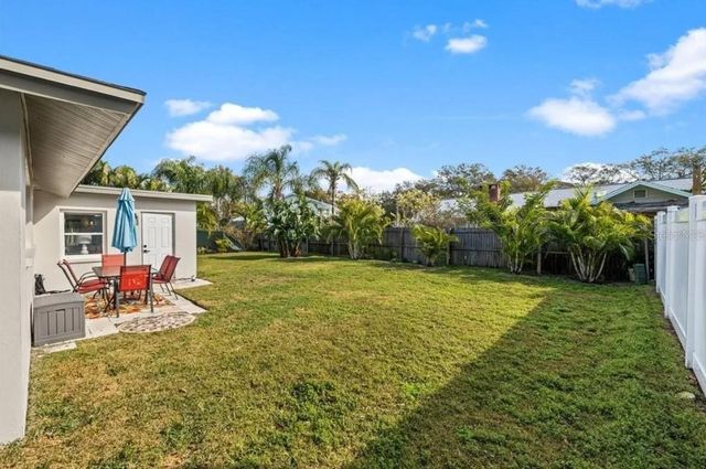 11145 BELLA LOMA DRIVE, Largo, FL 33774