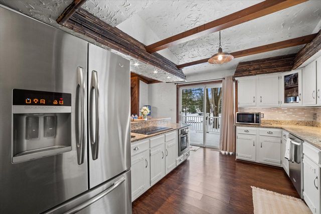 S108W34703 Jacks Bay ROAD, Mukwonago, WI 53149