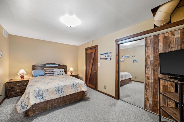 S108W34703 Jacks Bay ROAD, Mukwonago, WI 53149