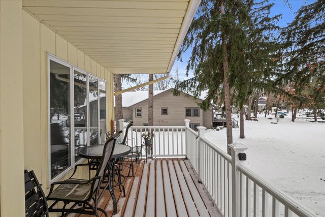S108W34703 Jacks Bay ROAD, Mukwonago, WI 53149
