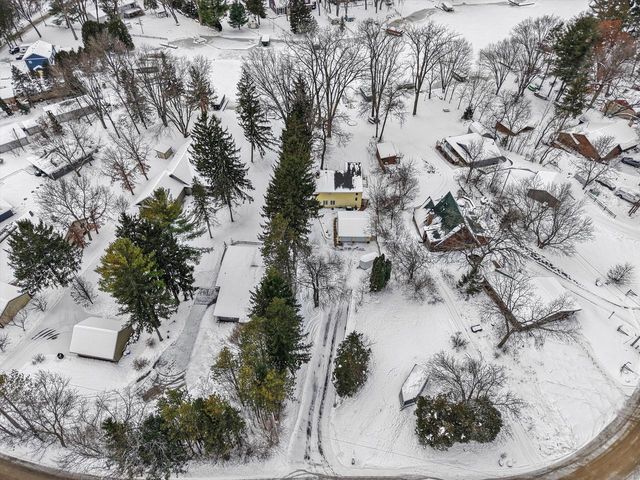 S108W34703 Jacks Bay ROAD, Mukwonago, WI 53149