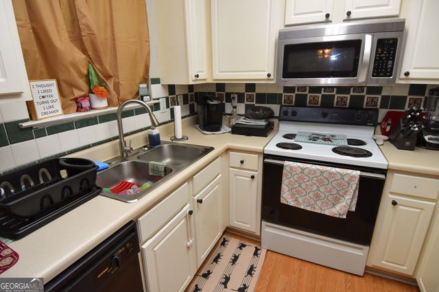 144 Pebble Creek Drive, Jackson, GA 30233