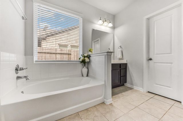 12430 Ashgrove Point Drive, Humble, TX 77346
