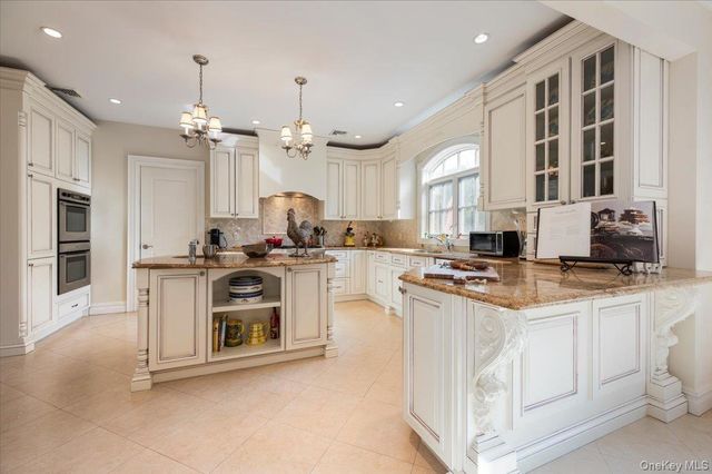 70 Lewis Avenue, Atlantic Beach, NY 11509