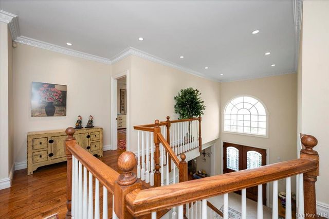 70 Lewis Avenue, Atlantic Beach, NY 11509