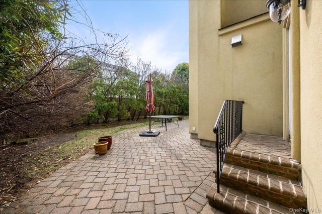 70 Lewis Avenue, Atlantic Beach, NY 11509