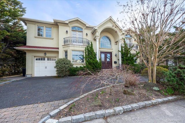 70 Lewis Avenue, Atlantic Beach, NY 11509