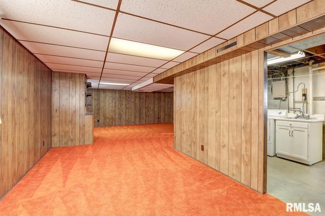 1439 WOODS Avenue, Camanche, IA 52730