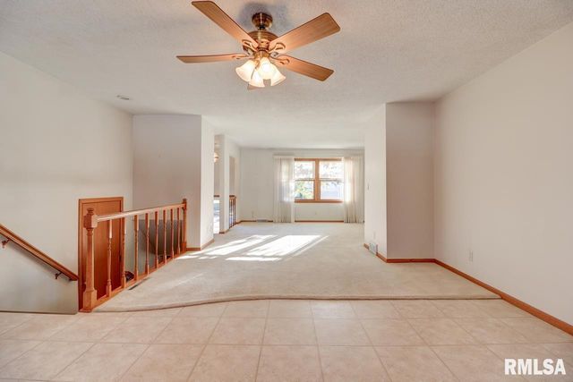 1439 WOODS Avenue, Camanche, IA 52730