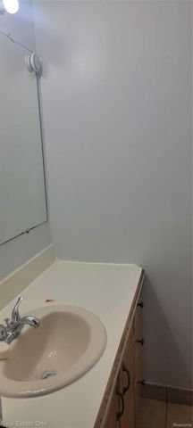 25364 BLAIR Street, Roseville, MI 48066