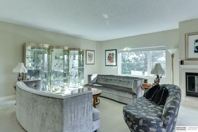 770 N 93rd St Apt 4B4, Omaha, NE 68114