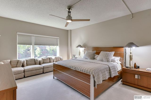 770 N 93rd St Apt 4B4, Omaha, NE 68114