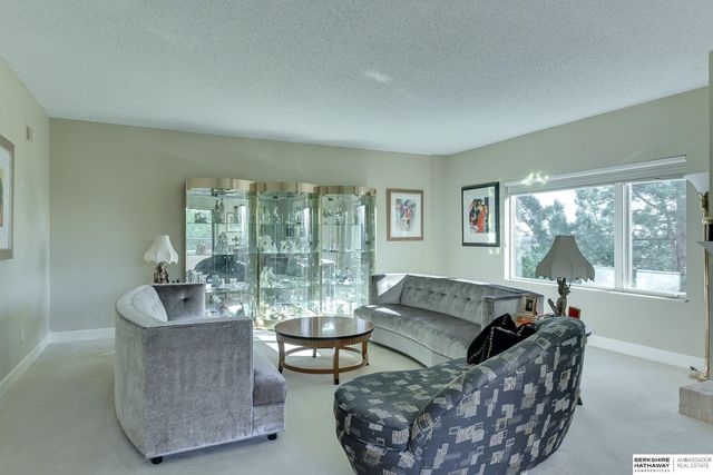 770 N 93rd St Apt 4B4, Omaha, NE 68114