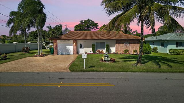6901 NW 95th Terrace, Tamarac, FL 33321