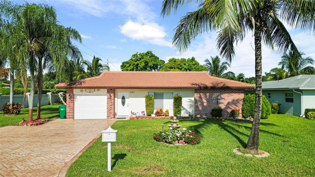 6901 NW 95th Terrace, Tamarac, FL 33321