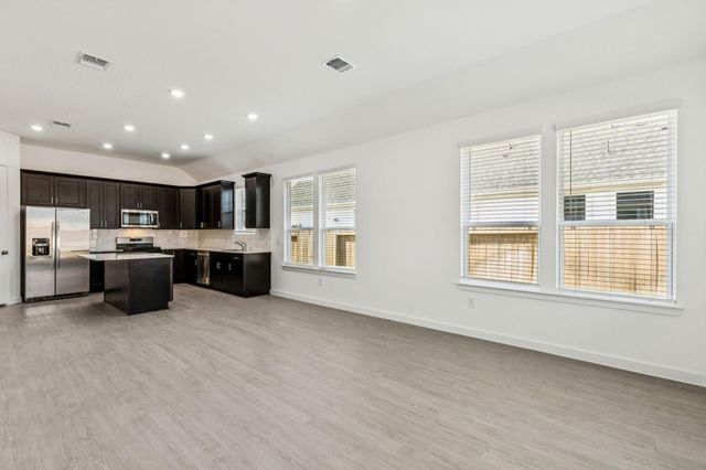 6707 Alejandro Place, Baytown, TX 77523