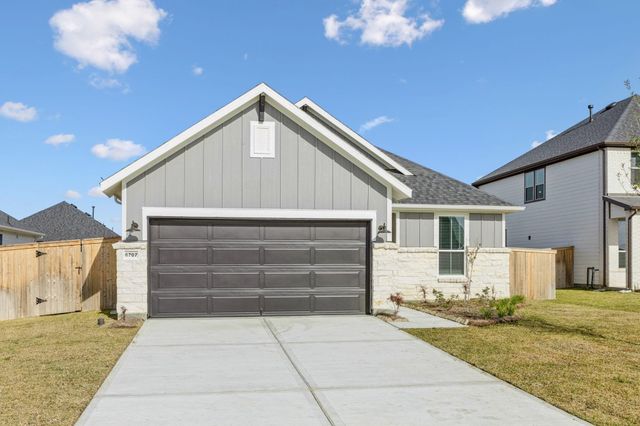 6707 Alejandro Place, Baytown, TX 77523