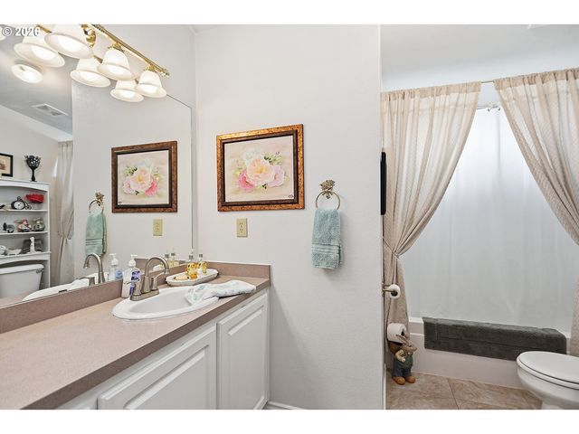 1105 COLUMBIA VIEW Dr, Arlington, OR 97812