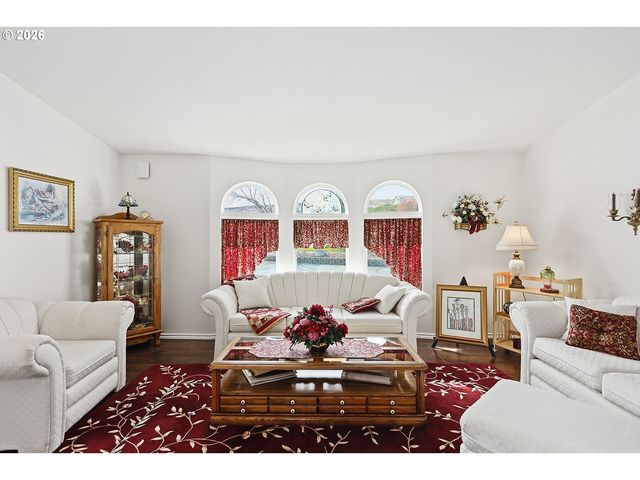 1105 COLUMBIA VIEW Dr, Arlington, OR 97812