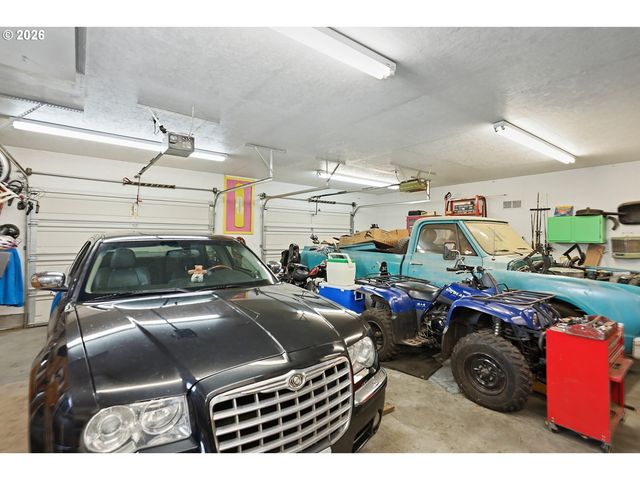 1105 COLUMBIA VIEW Dr, Arlington, OR 97812