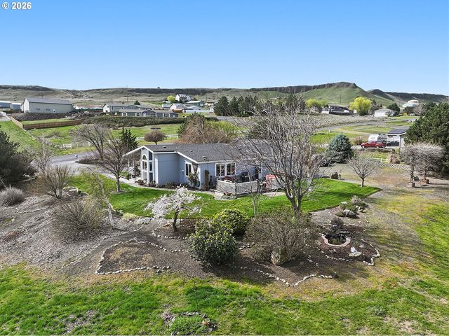 1105 COLUMBIA VIEW Dr, Arlington, OR 97812