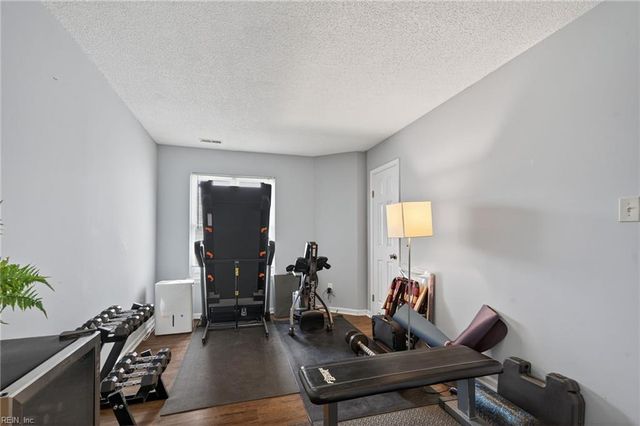 818 Quesnel DR, Virginia Beach, VA 23454