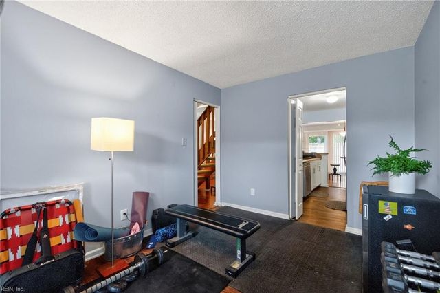 818 Quesnel DR, Virginia Beach, VA 23454