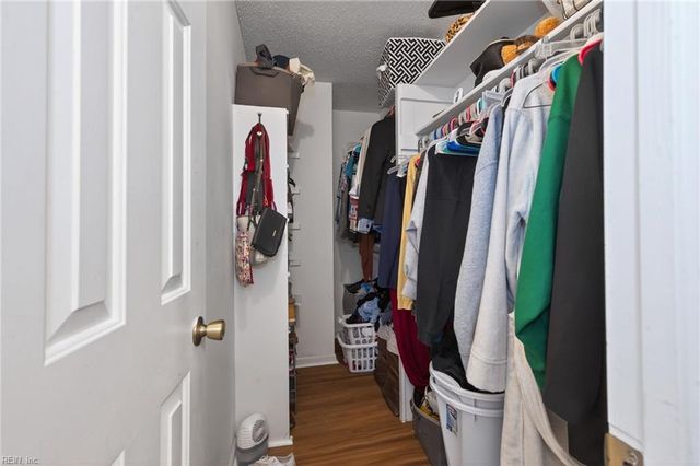 818 Quesnel DR, Virginia Beach, VA 23454