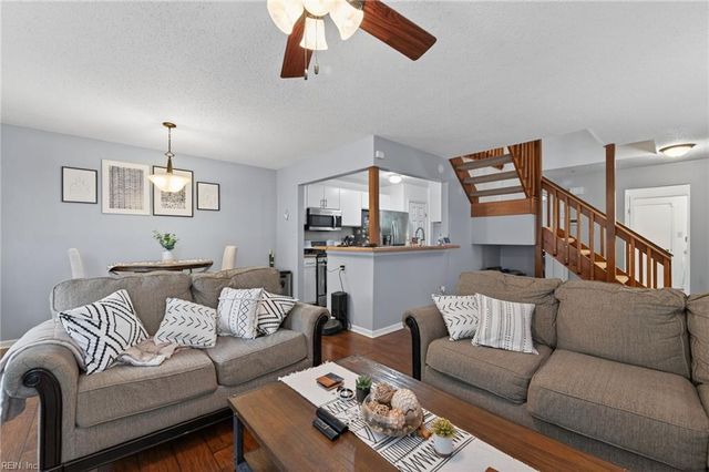 818 Quesnel DR, Virginia Beach, VA 23454