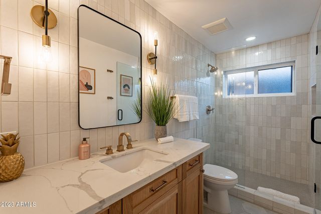 7440 E CAMBRIDGE Avenue, Scottsdale, AZ 85257