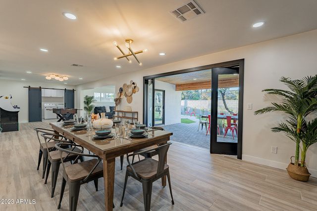 7440 E CAMBRIDGE Avenue, Scottsdale, AZ 85257