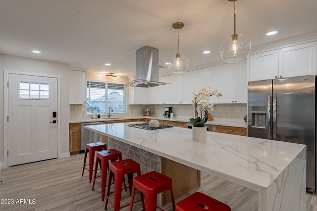 7440 E CAMBRIDGE Avenue, Scottsdale, AZ 85257